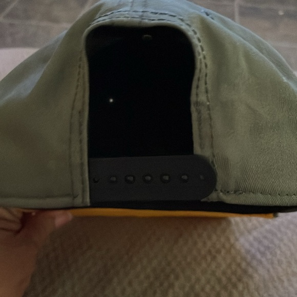 NEW Star Wars Men's Officially Licensed Mandalorian Baby Yoda Snapback Hat Cap - Picture 8 of 8